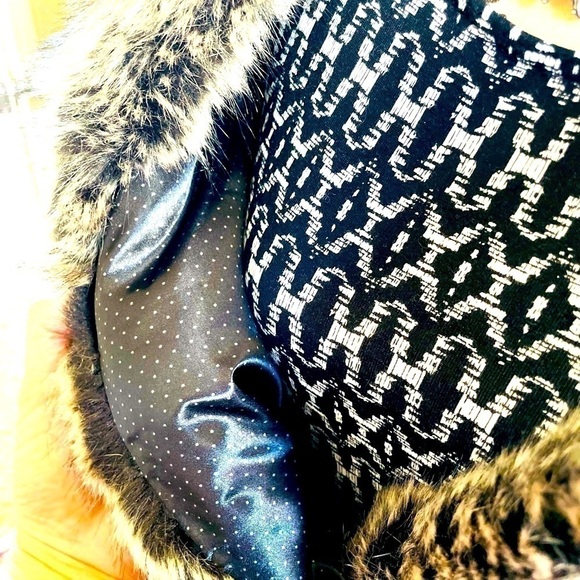 Banana Republic faux fur stole / scarf, vintage inspired - Picture 4 of 5